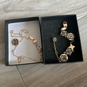 Gold and Black Floral Necklace Jewelry